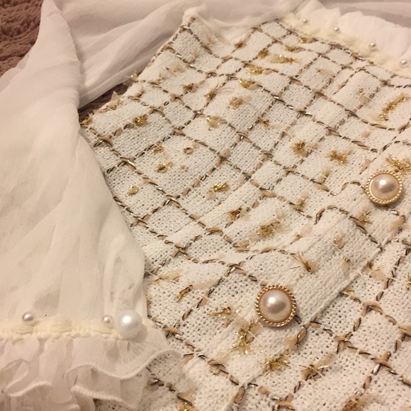 Puff sleeve top - Picture 2 of 4